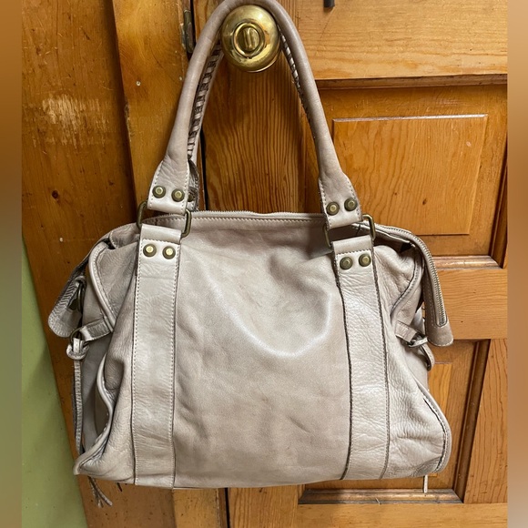 Michelangelo Leather Handbag - Picture 9 of 10